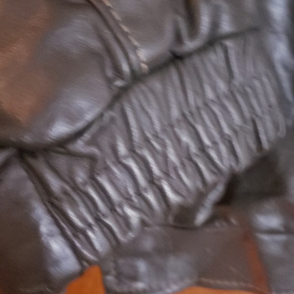 Vintage leather motorcycle jacket - Picture 4 of 10